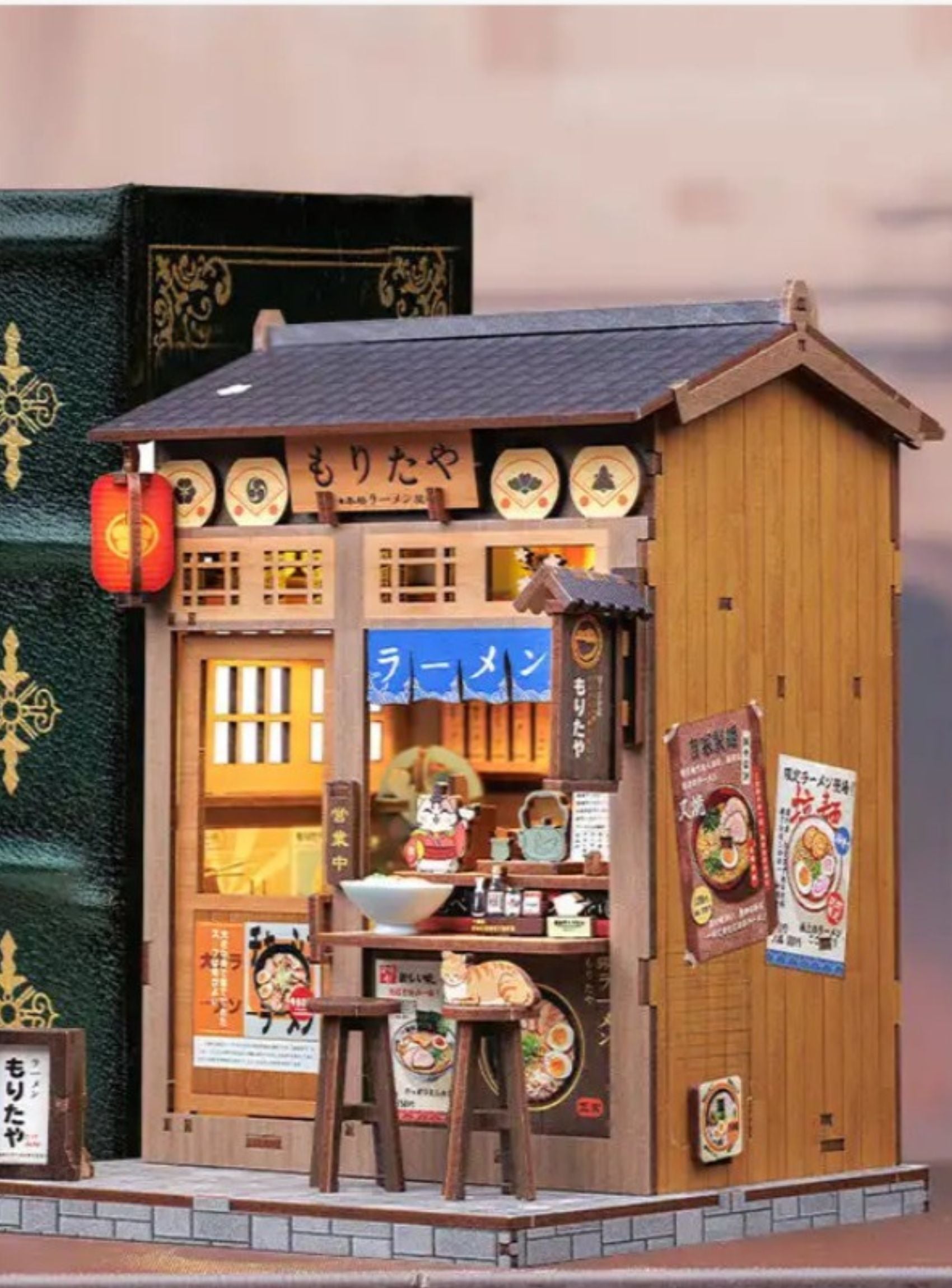 <b> MORITA-YA </b> <br> L'échoppe japonaise en miniature 🏮